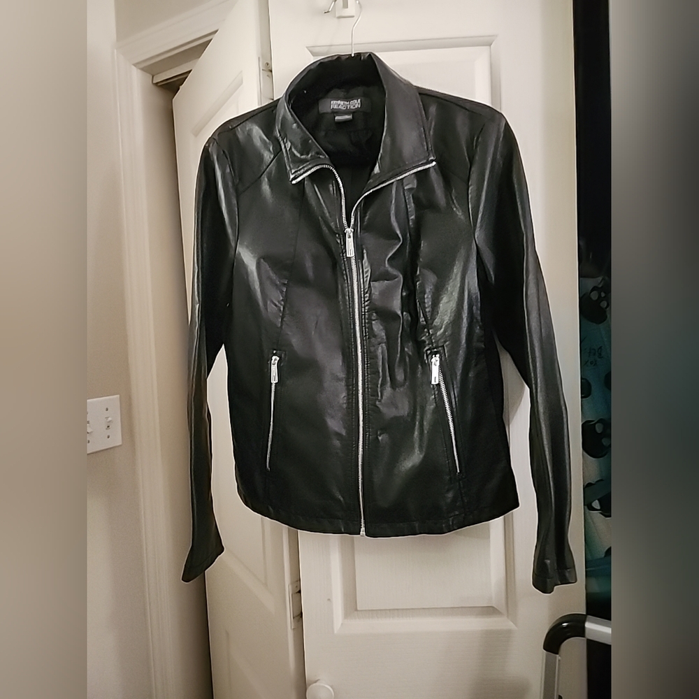 NWOT Black Faux Leather Kenneth Cole Reaction Women's XL So Soft! Zip closures